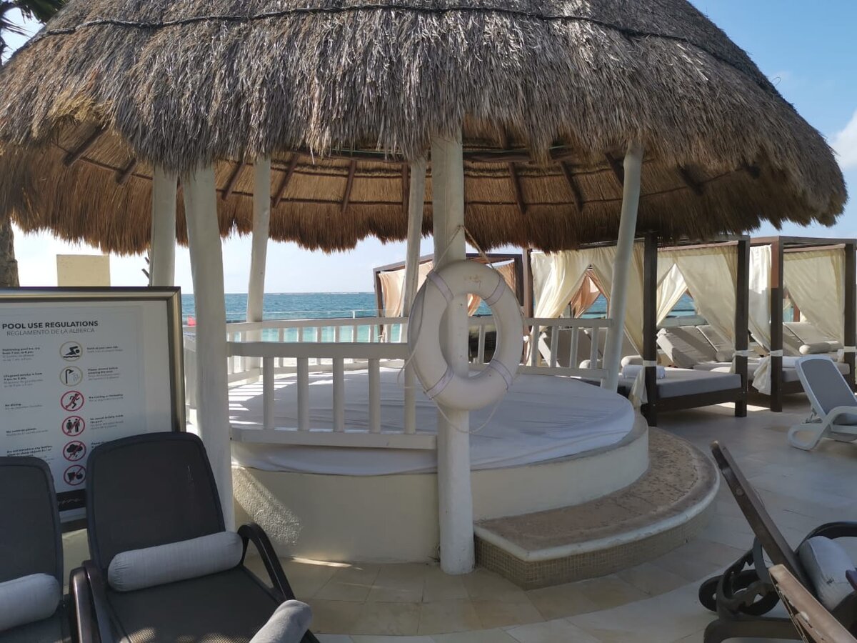 Джакузи лаунж - круглая кровать