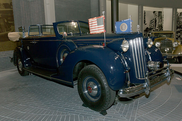 Franklin D. Roosevelt – Packard 12