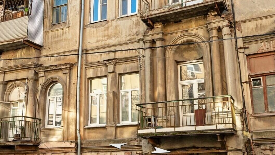     В Ростове включат Доходный дом Ивана Парамонова в список выявленных ОКН, об этом сообщили общественники движения «МойФасад».