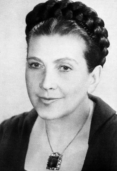 настоящая фамилия надеждина