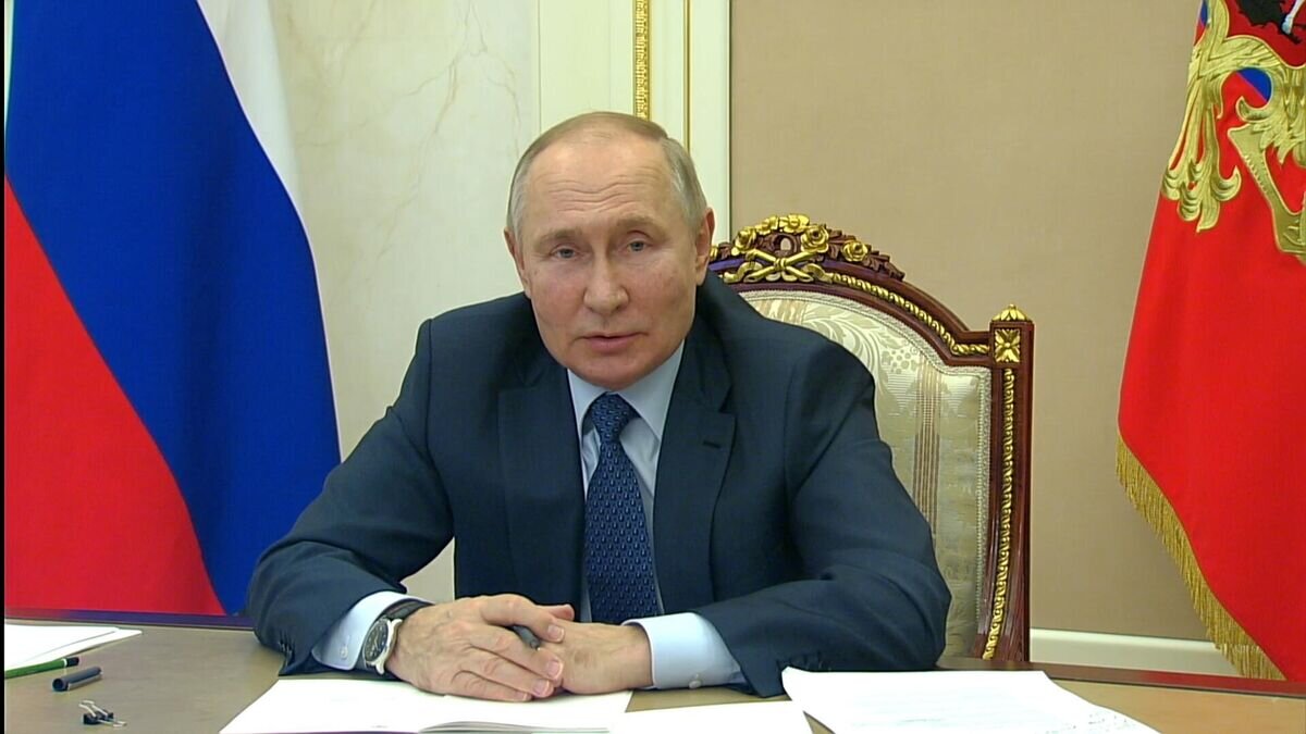    "Мы с ума не сошли". Путин о возможности ядерной войны и использования Россией ядерного оружия© Пул