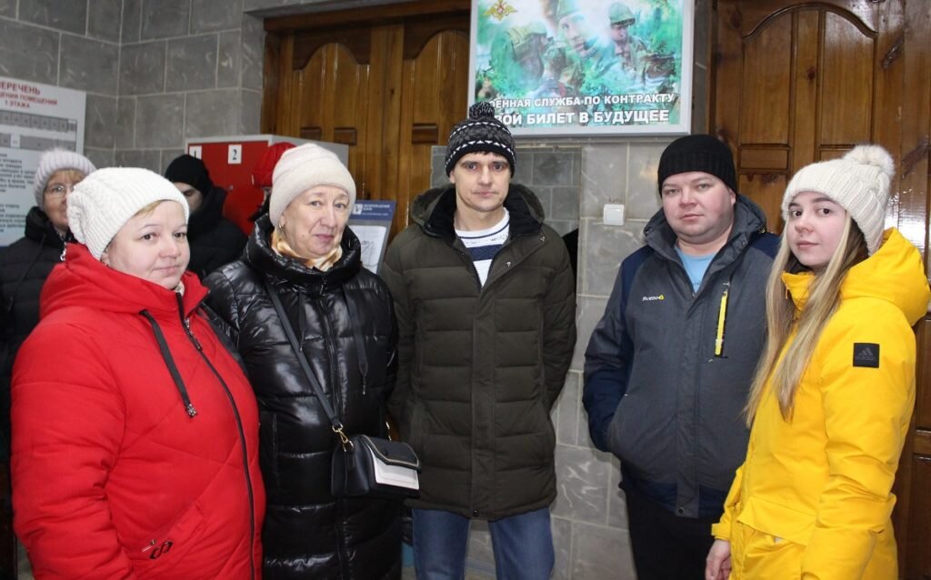 Семейный коллектив Николая📷     В осенний призыв-2022 волжские срочники пополняют пехоту, ВДВ, РВСН, ж/д войска и Кремлевский полк
