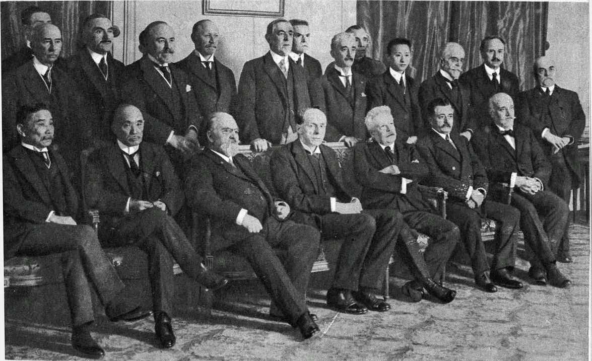 Лига наций это. Лига наций 1919. Первое заседание Лиги наций 1919. Вудро Вильсон 1919 конференция. Лига наций 1920