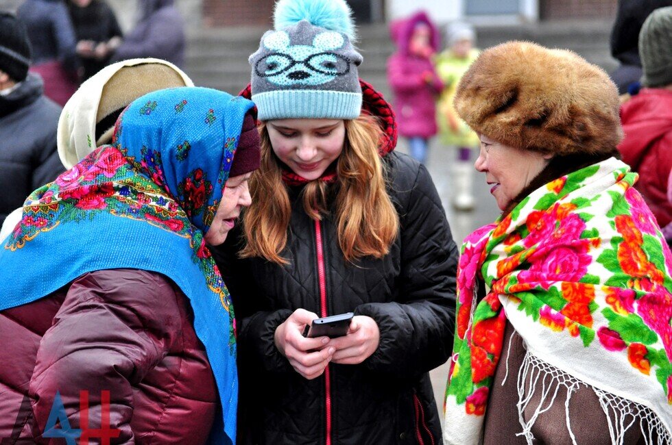    Пополнить счет абонентам «Феникса» теперь можно с помощью банковских карт
