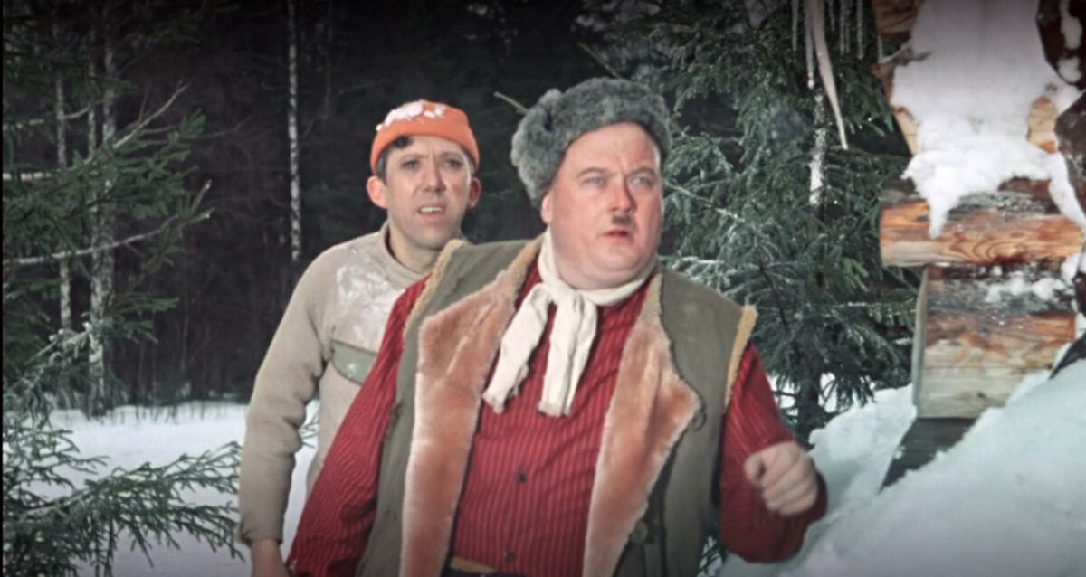 Кадр из фильма "Самогонщики"