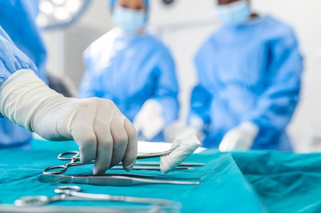    Что за история о загоревшейся на операционном столе пациентке?