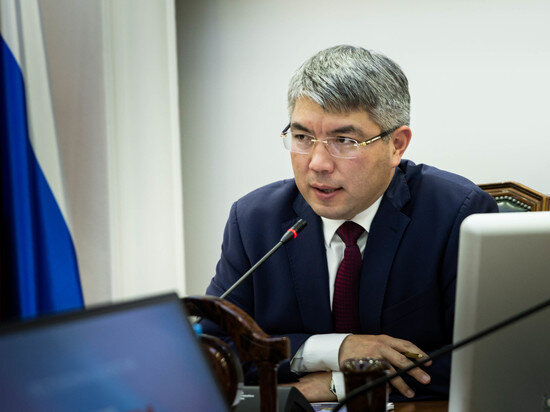     Алексей Цыденов / Василий Тараруев