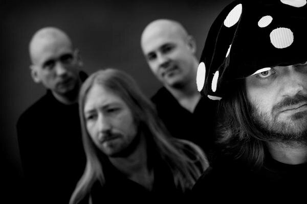 LAKE of TEARS - канонический состав: Юхан Оудхьюс, Микаэль Ларсон, Магнус Сальгрен, Дэниэль Бреннаре