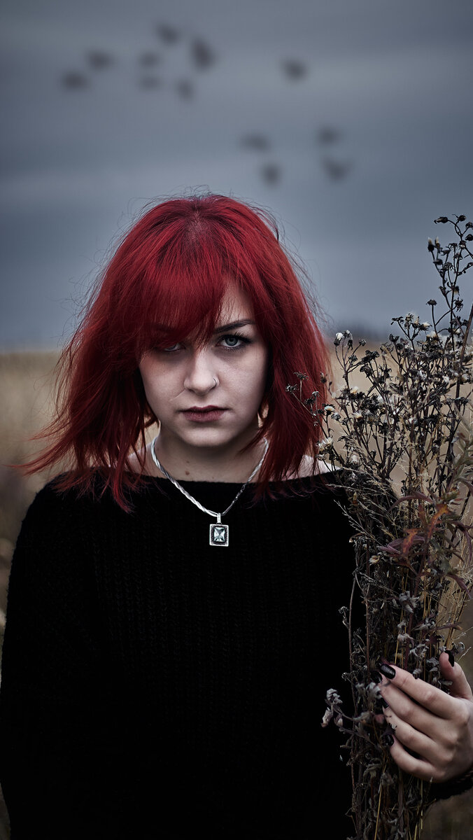 "Ищу хорошую ведьму", Екатерина Широкова. Фото Andrey Lear Unsplash