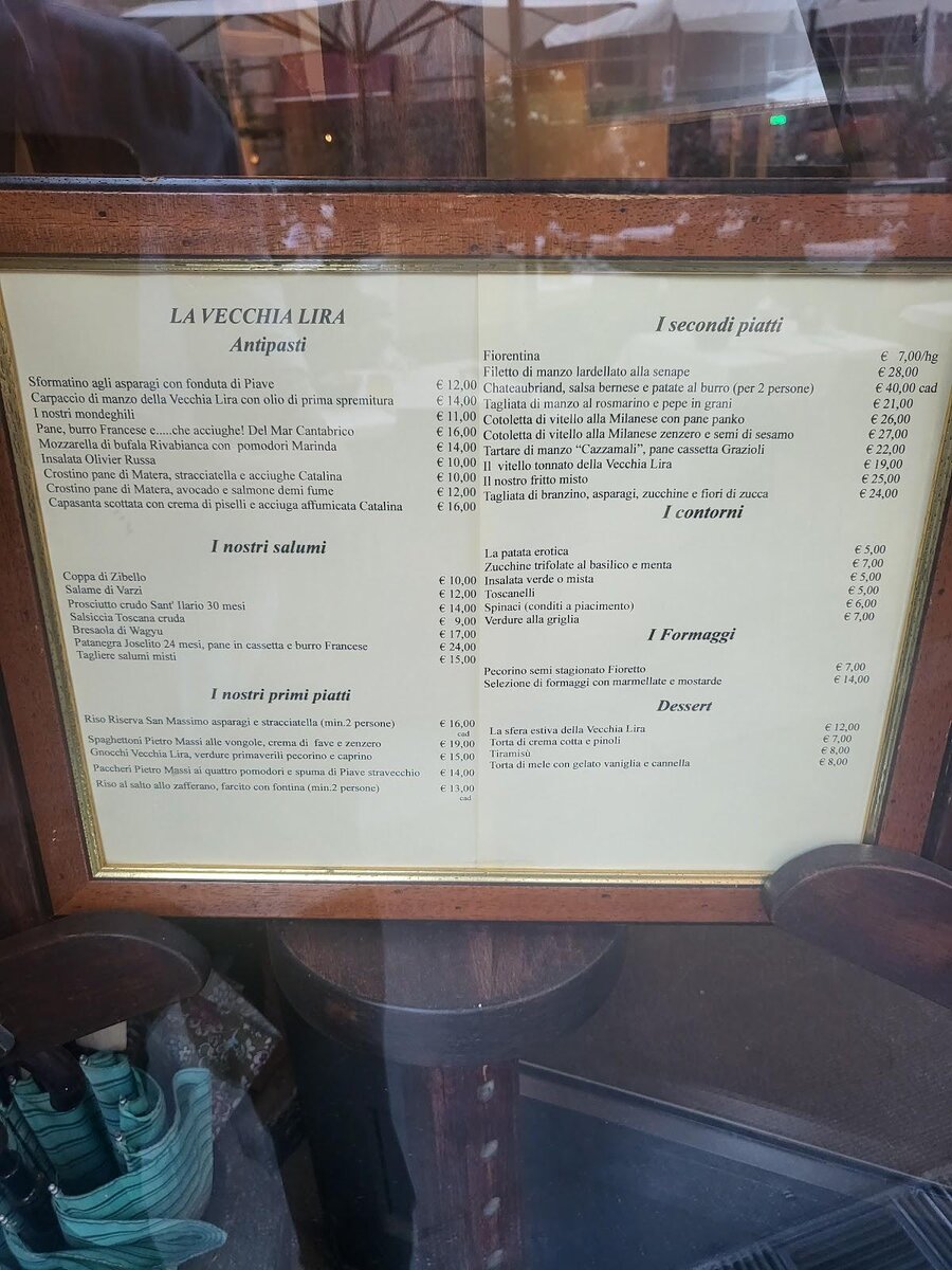 Menu del ristorante, tagliere dei salumi, ristorante