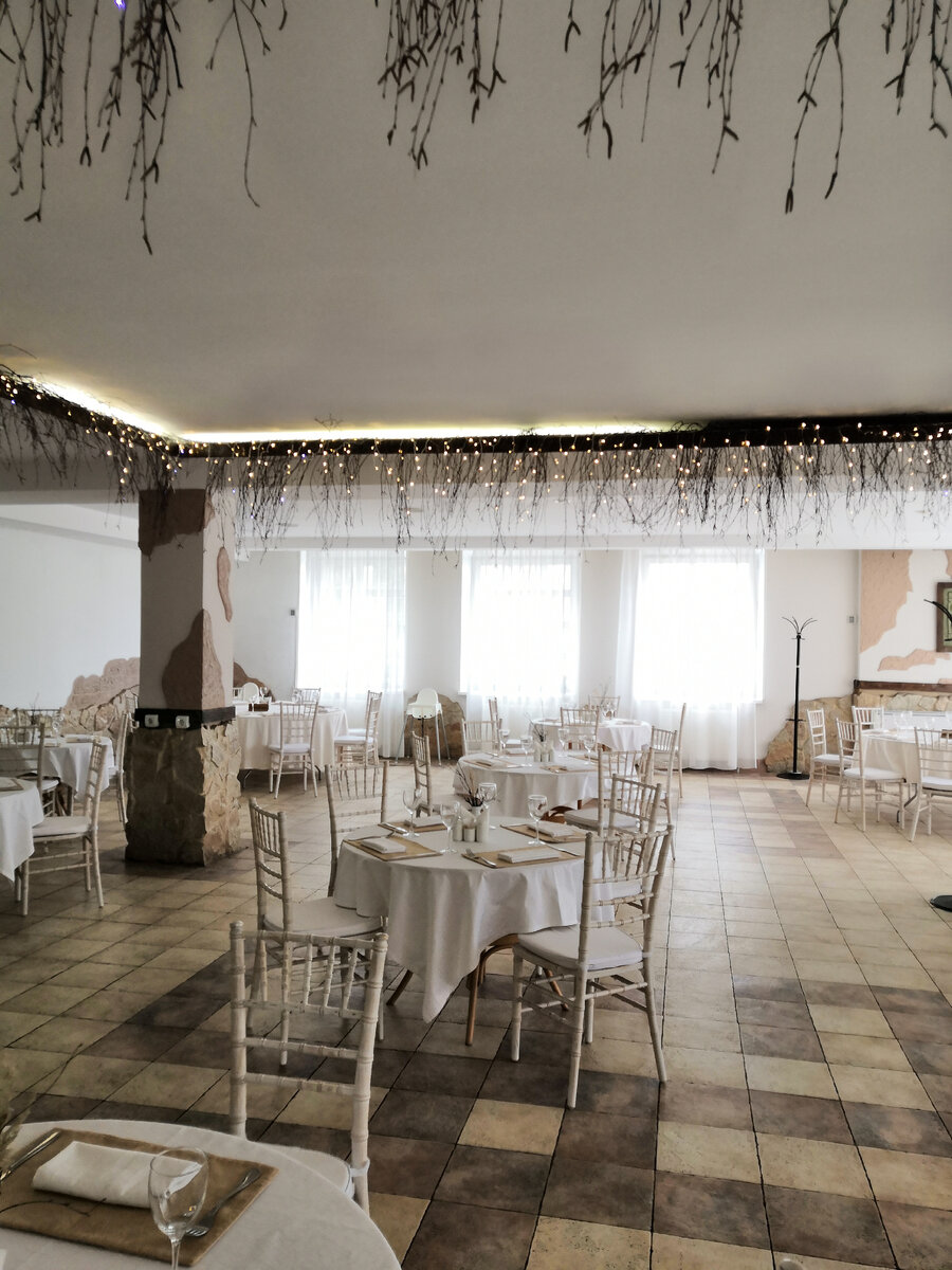 Все оттенки зелёного, синего, красного, все яркие цвета здесь будут отлично смотреться! 