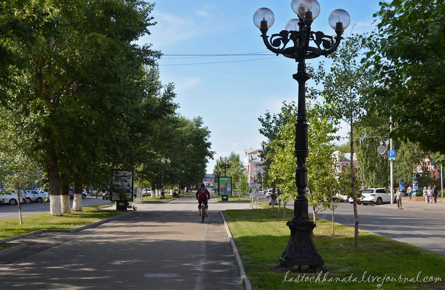 Прогулочный барнаул. Барнаул бульвар. Первый бульвар в Барнауле.