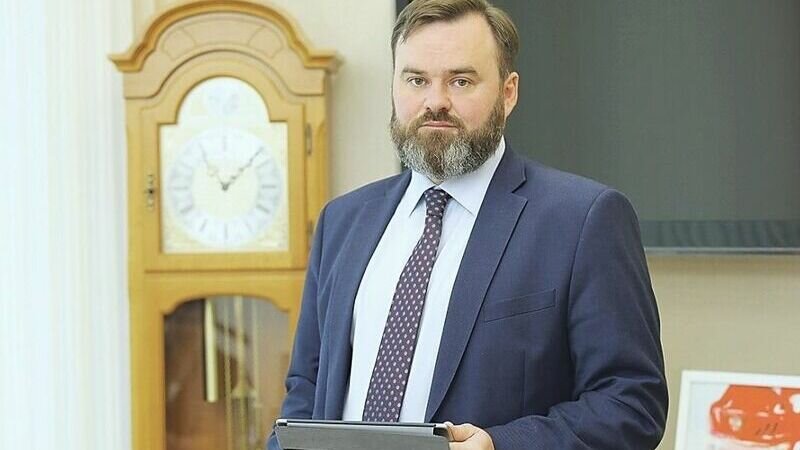     Бывшему заместителю губернатора Нижегородской области Андрею Бетину вручат орден «За гражданскую доблесть и честь» III степени. Об этом стало известно в ходе заседания Заксобрания региона, которое состоялось 21 февраля.