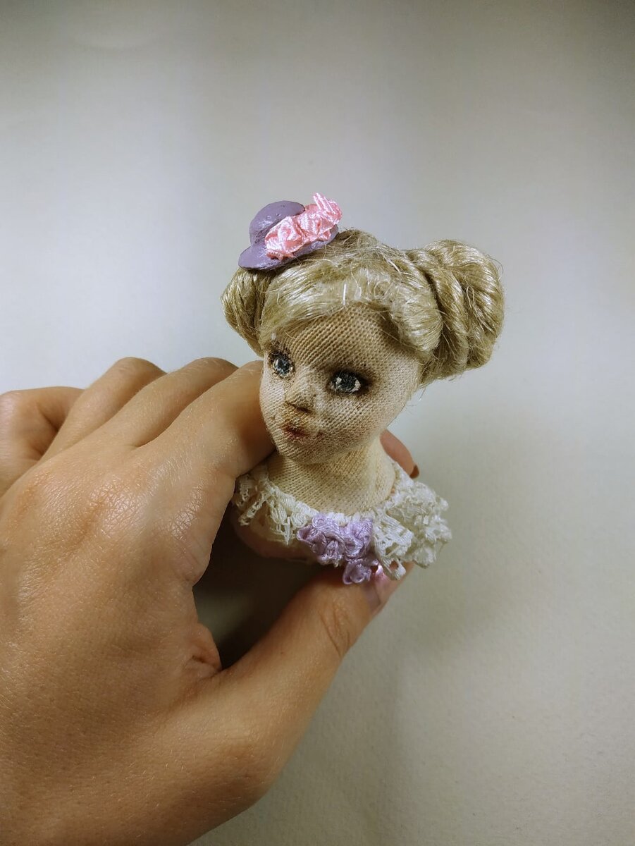Кукла-брошка по МК Ариши. Фото из архива автора.