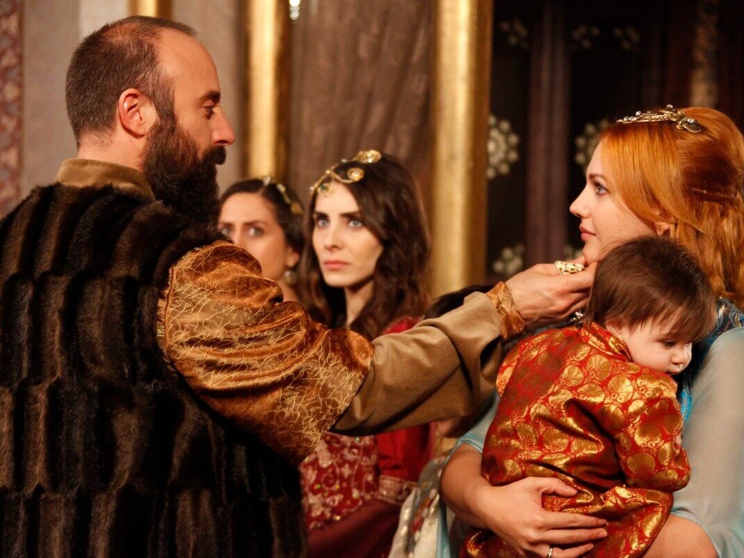 Кадр из сериала "Великолепный век, 2011-2014 год, режиссеры Дурул Тайлан, Ягмур Тайлан