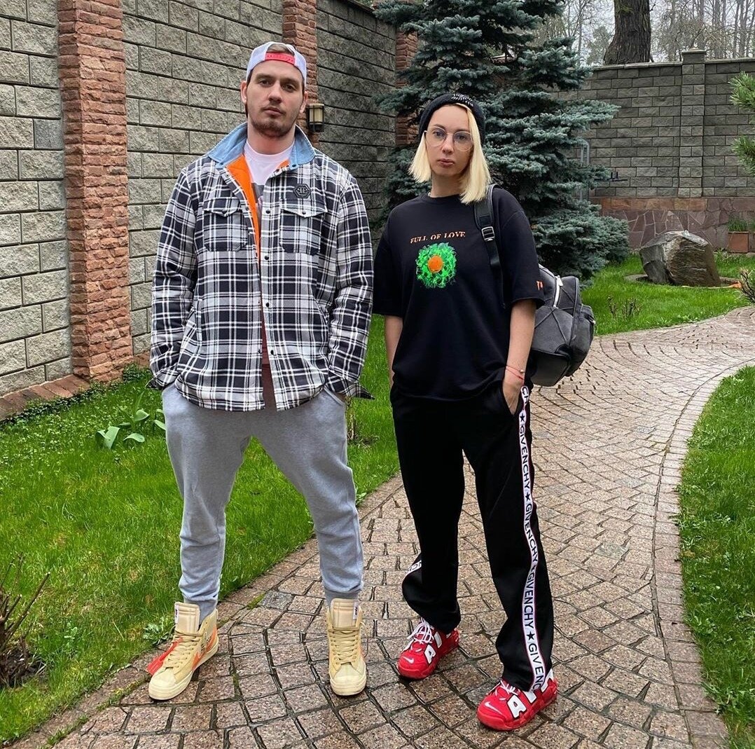 источник https://vk.com/leratv_ofk