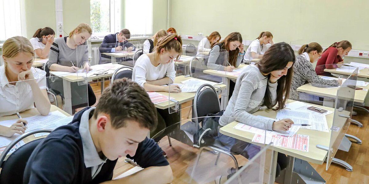 Они уже работают курьерами, упаковщиками и ...