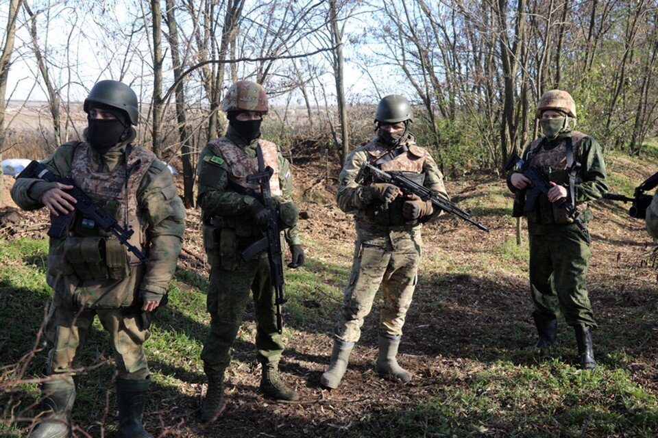     Добровольцы будут проходить службу в Народном ополчении без отрыва от основного места работы. Александр КОЦ