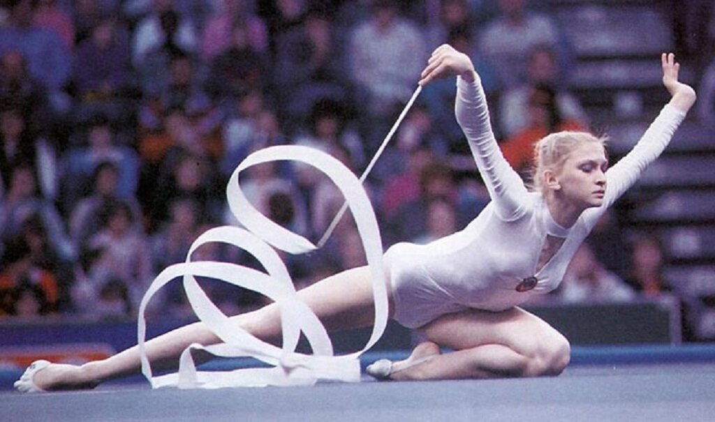 Советская олимпийская гимнастка. Художественная гимнастика Лобач СССР.