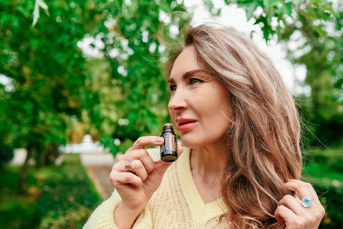 Приветствую, мои хорошие!. Меня зовут Анфиса, мне 44 года, я — сертифицированный аромапрактик. Мама двоих взрослых детей и уже бабушка:) На канале делюсь секретами красоты, рассказываю, как сохранить бодрый дух, физическое и ментальное здоровье. Добро пожаловать!