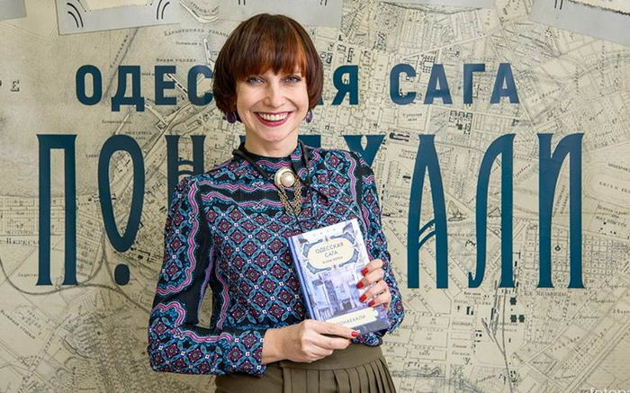 это фото и остальные отсюда: https://culturemeter.od.ua/kak-sozdavalas-odesskaja-saga-julija-verba-otkryla-sekrety-96735/