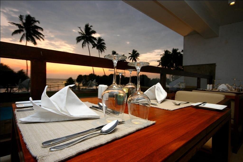 Oak Ray Haridra Beach Resort, Шри-Ланка