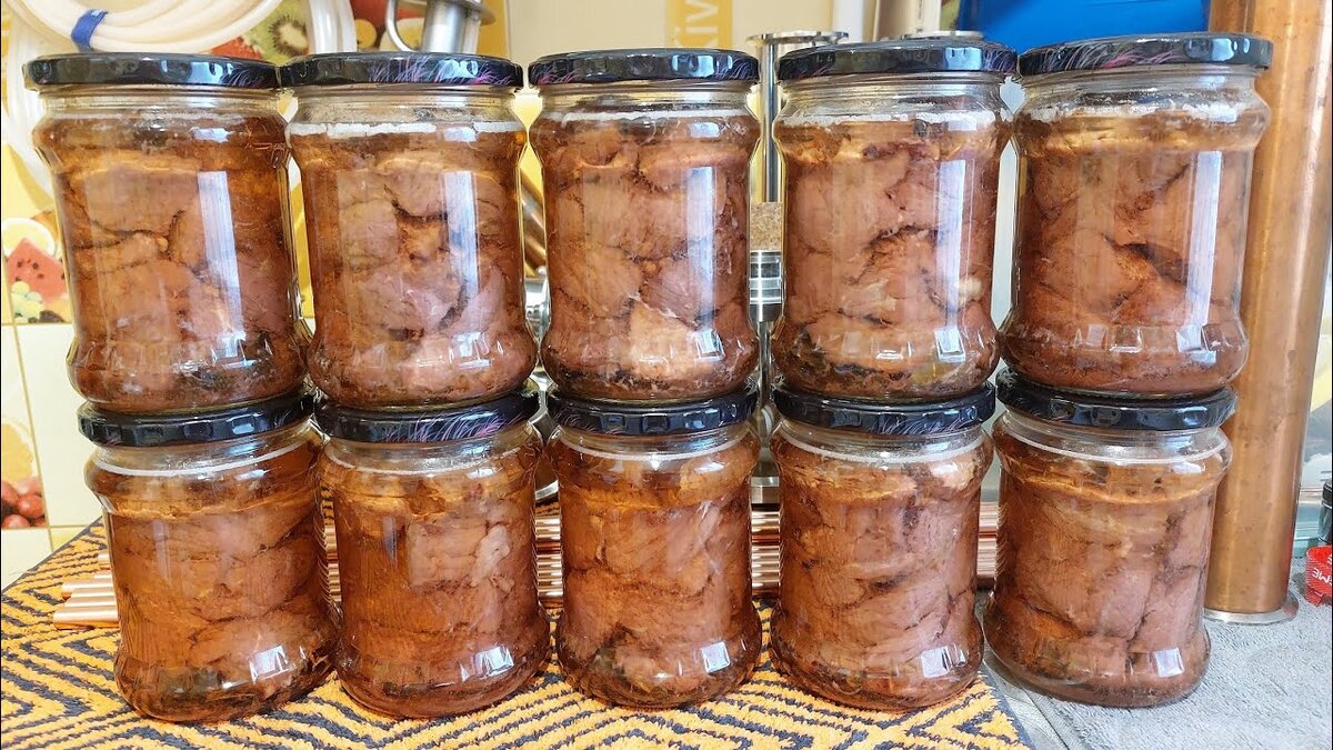 Своя домашняя вкуснющая тушенка ВСЕГДА вкуснее магазинной, а также хороший способ порадовать себя и своих близких. 