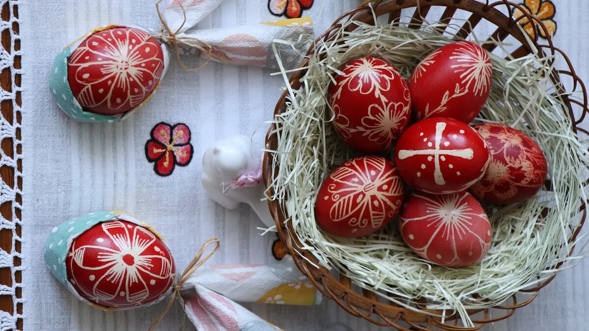 На Антипасху крашеные яйца снова пригодятся. Фото: unsplash.com