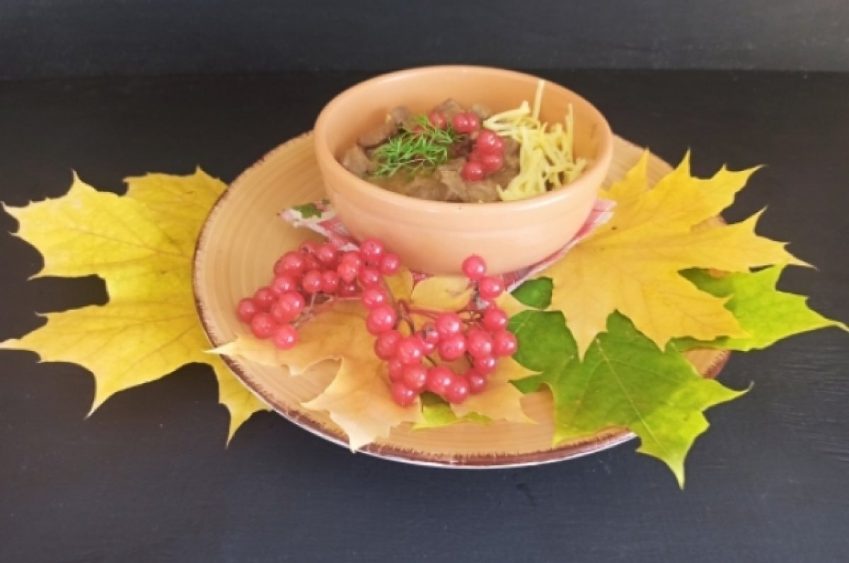    Канал «Кухня ТВ» показал рецепт мяса в горшочках от журналиста из Перми