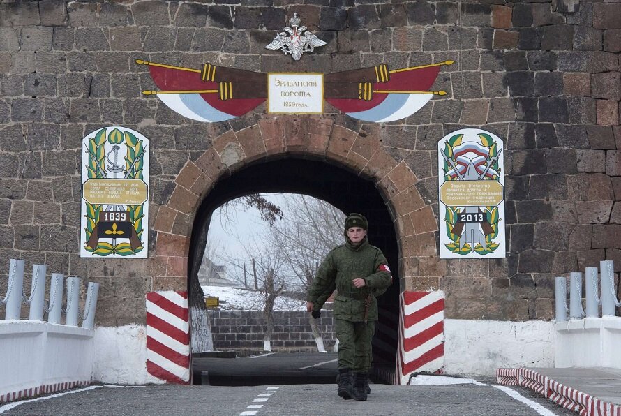 Российская 102 военная база в Армении (г. Гюмри). Фото из открытых источников сети Интернета.
