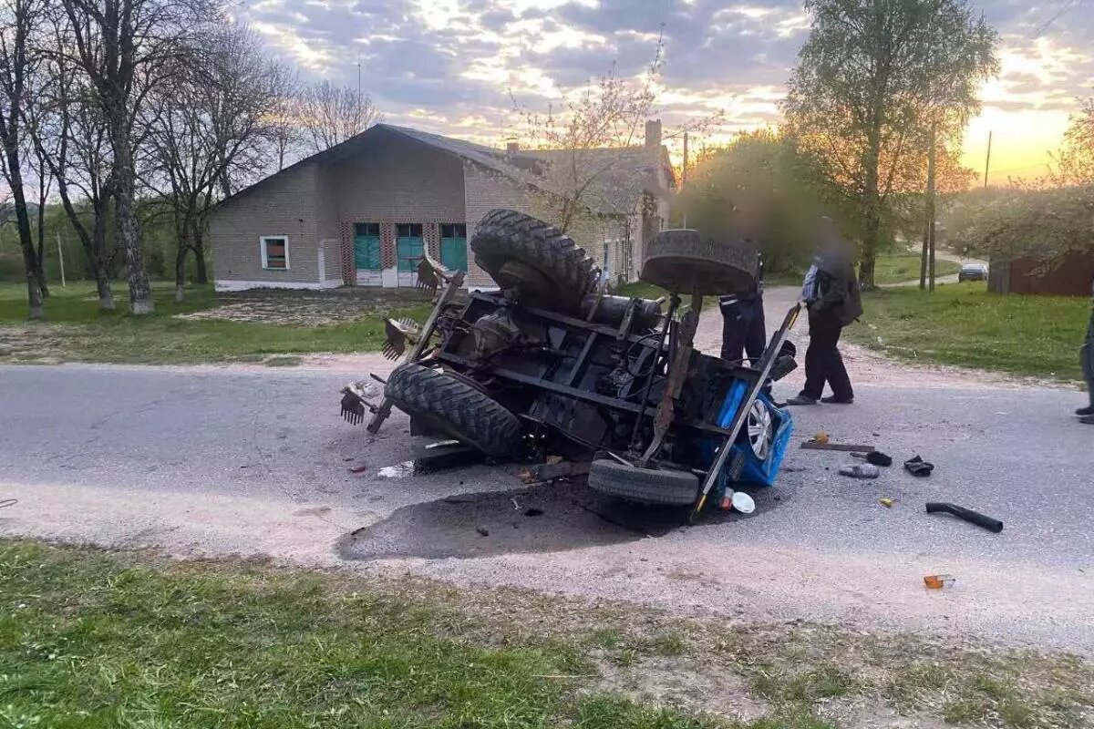 Водитель микроавтобуса. Старые юрковичи. Водитель большегрузного автомобиля. Водитель маршрутки. Водитель фуры.