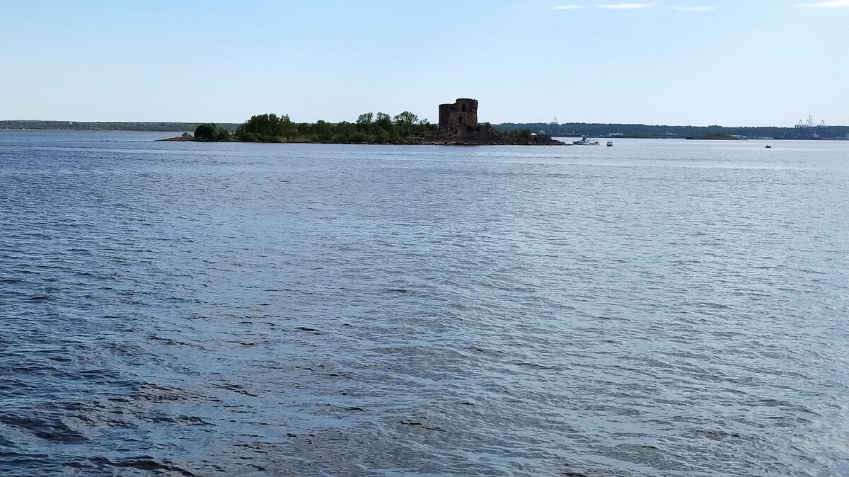 Отпуск в Петербурге, день 7, 2 часть. Морской круиз на Рипербане вдоль  кронштадских фортов, цены, маршруты, честный отзыв и счëт за всë | Кармашек  счастьялоскутное шитьёдневник | Дзен