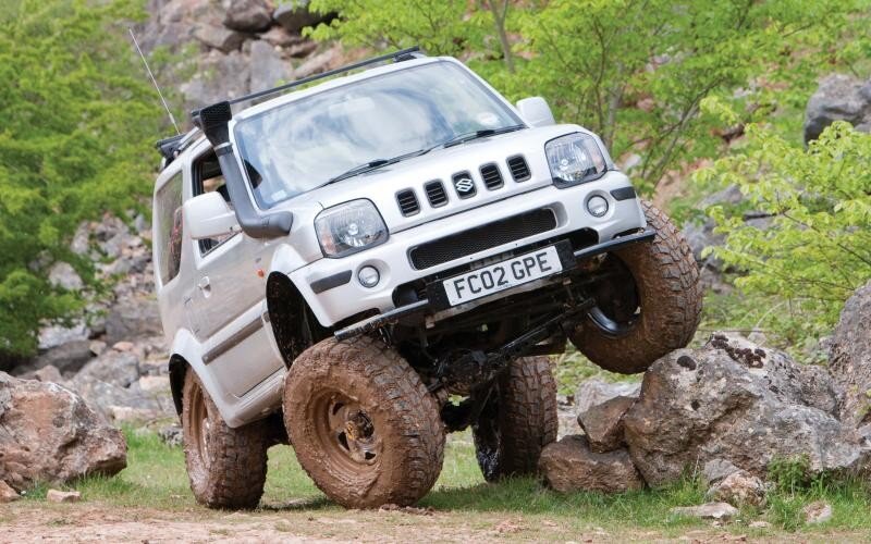 Suzuki Jimny внедорожный