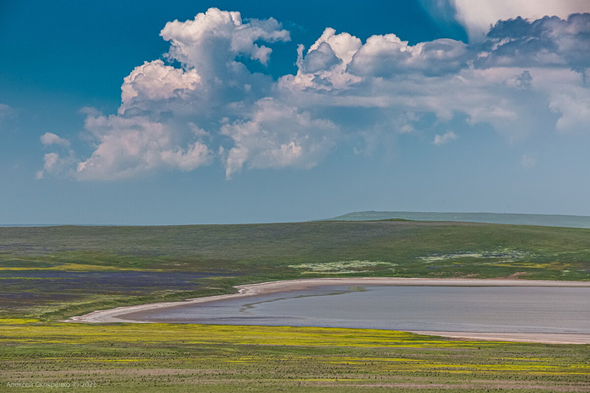 Киркояшское солёное озеро в конце апреля