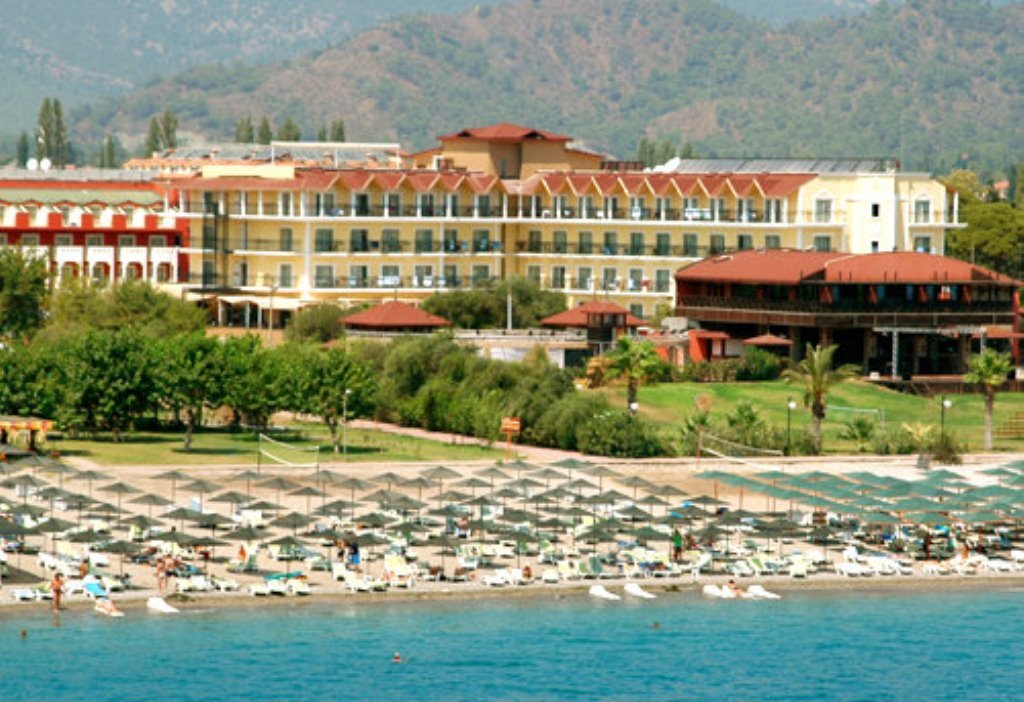 Неплохое место для трехнедельного заточения. Думаю, у них сейчас аншлаг. Источник фото www.turkey.obnovlenie.ru