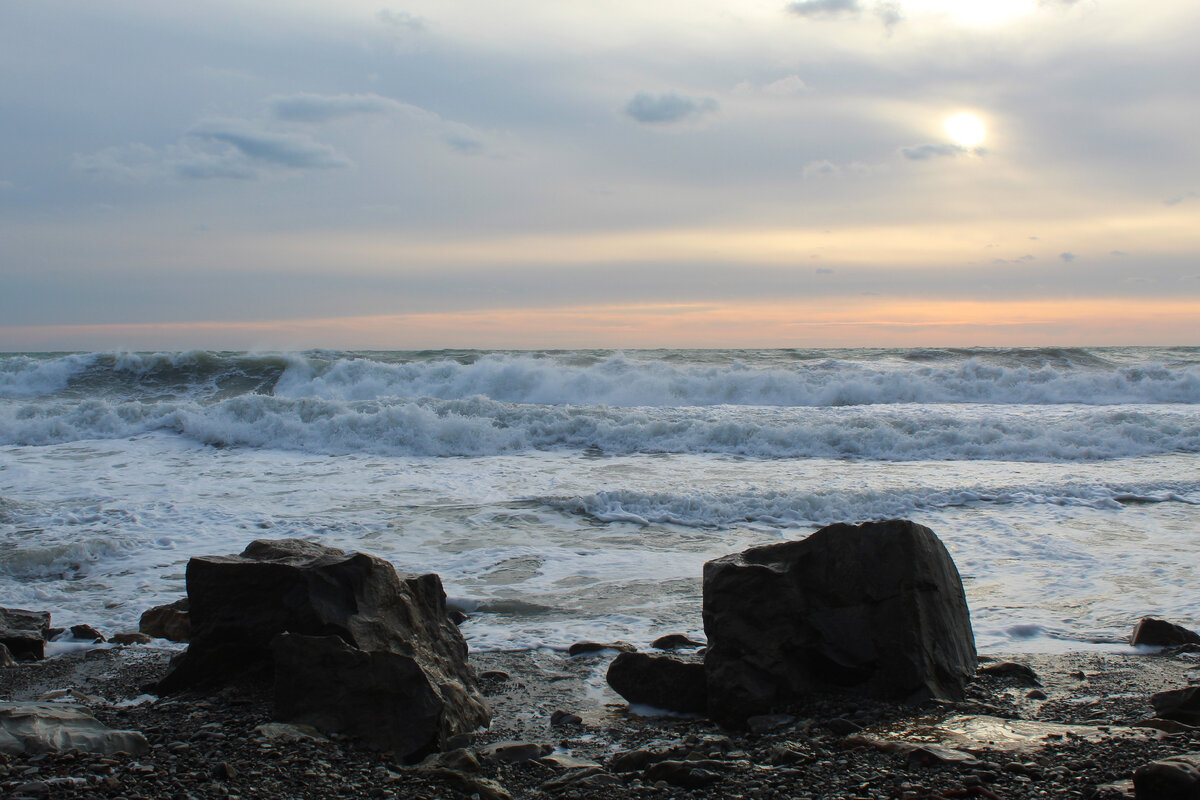 Пляж "Высокий Берег", Анапа (каменный пляж)