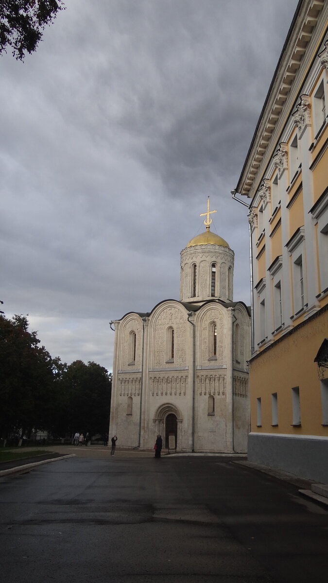 Дмитриевский собор во Владимире