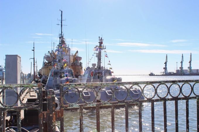 Военно-морская база ВМСУ в Бердянске. Источник: akzent.zp.ua