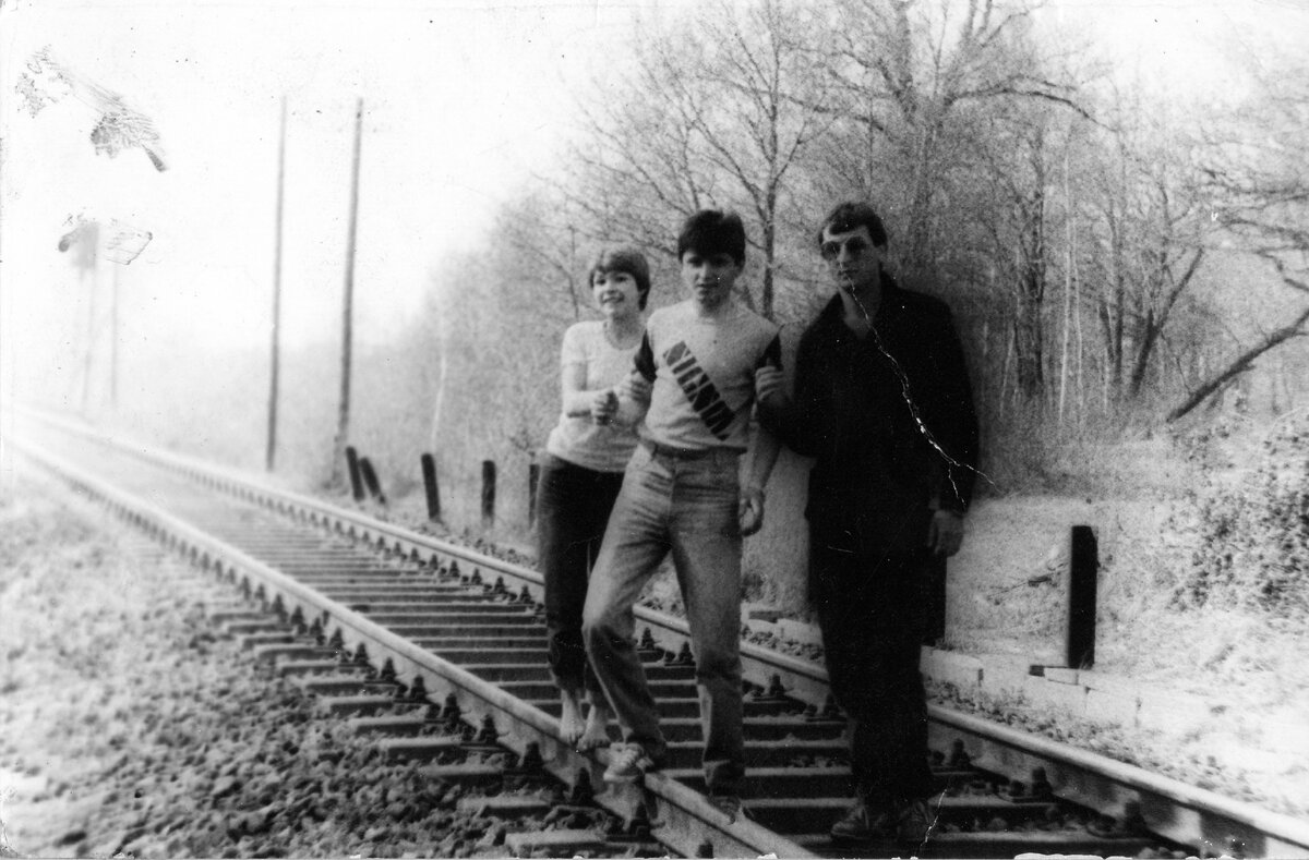 прапорщик кантемиров и кагебе. мальвинкель военный городок. 252 мотострелковый полк. вч пп 46678 дрезден. прапорщик кантемиров и кагебе.