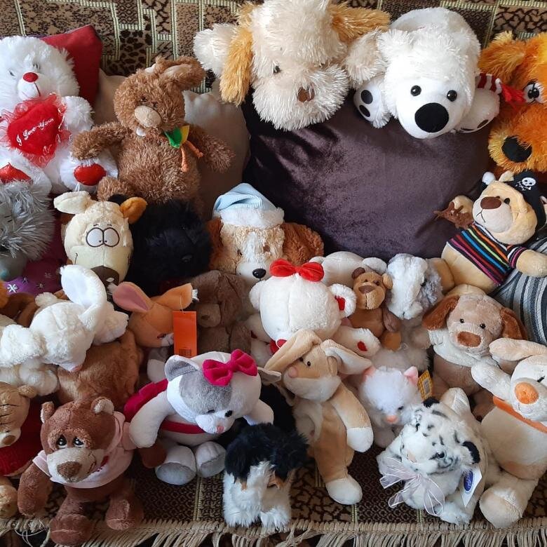 В играх дети развиваются для связи с дьяволом. Если дома много игрушек, значит,  дома жилище бесов, и ребенок развивается для бесов.