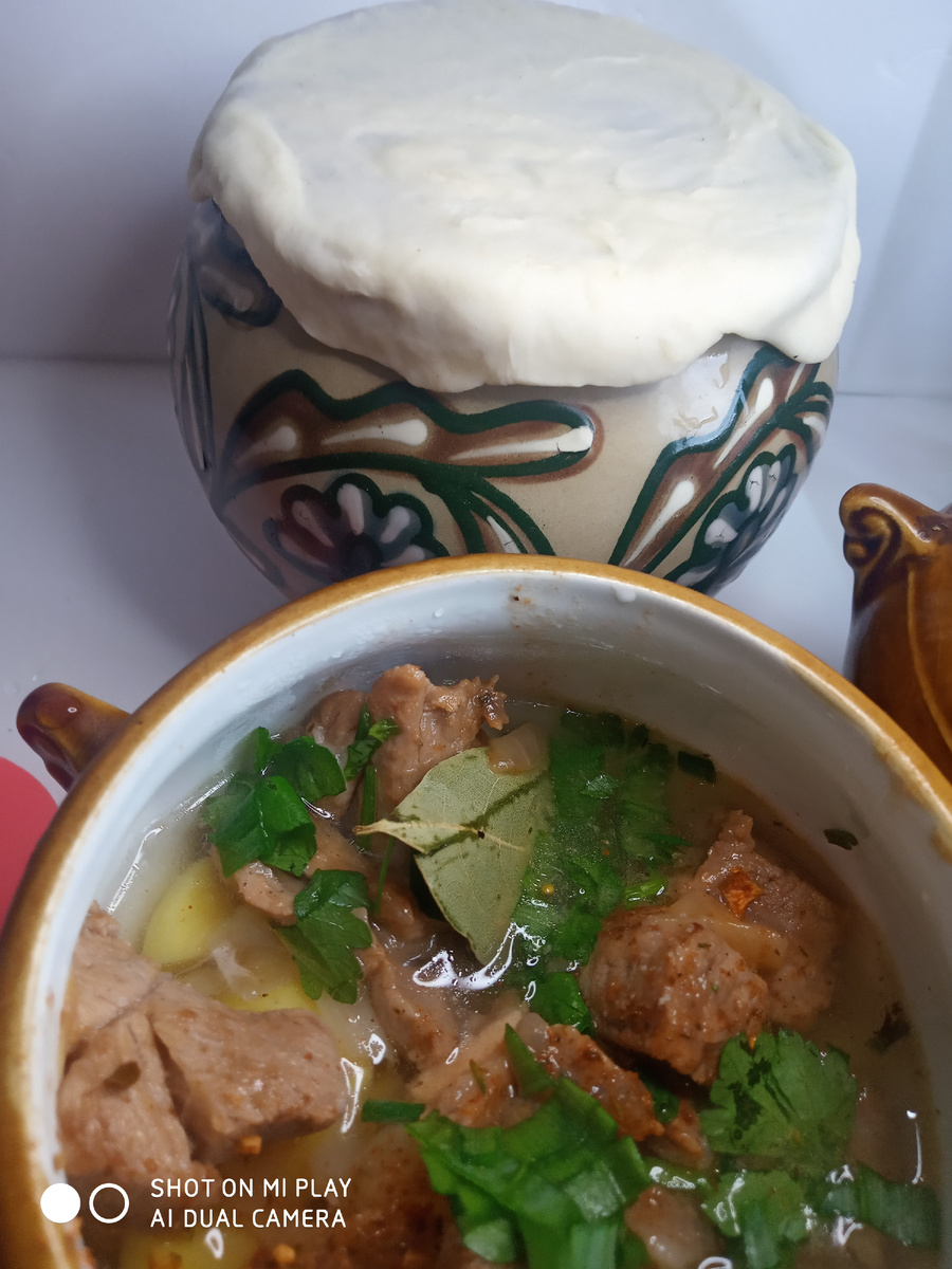 Жаркое в горшочке