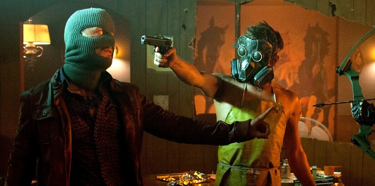 " - У нас МАСОЧНЫЙ! Ты не пройдёшь!" ©