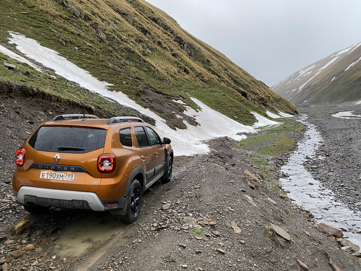 А так ли круто едет новый Рено Дастер 2021 и делает даже "джипы ...