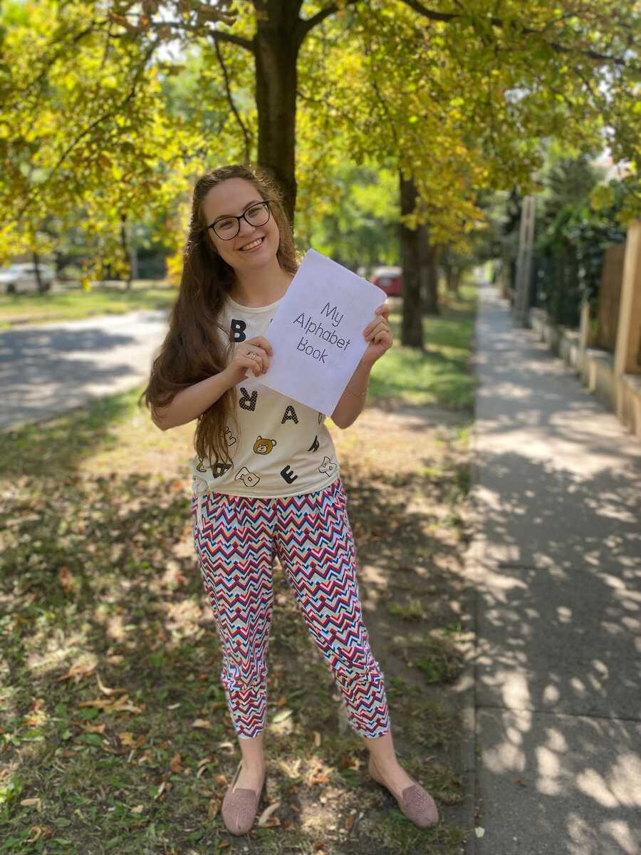 У автора была ситуация, когда её материал приобретали не очень честным образом. Но об этом я напишу в следующей статье