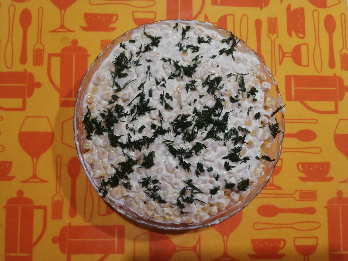 Если вы любите острые блюда, в салат можно добавить чеснок.