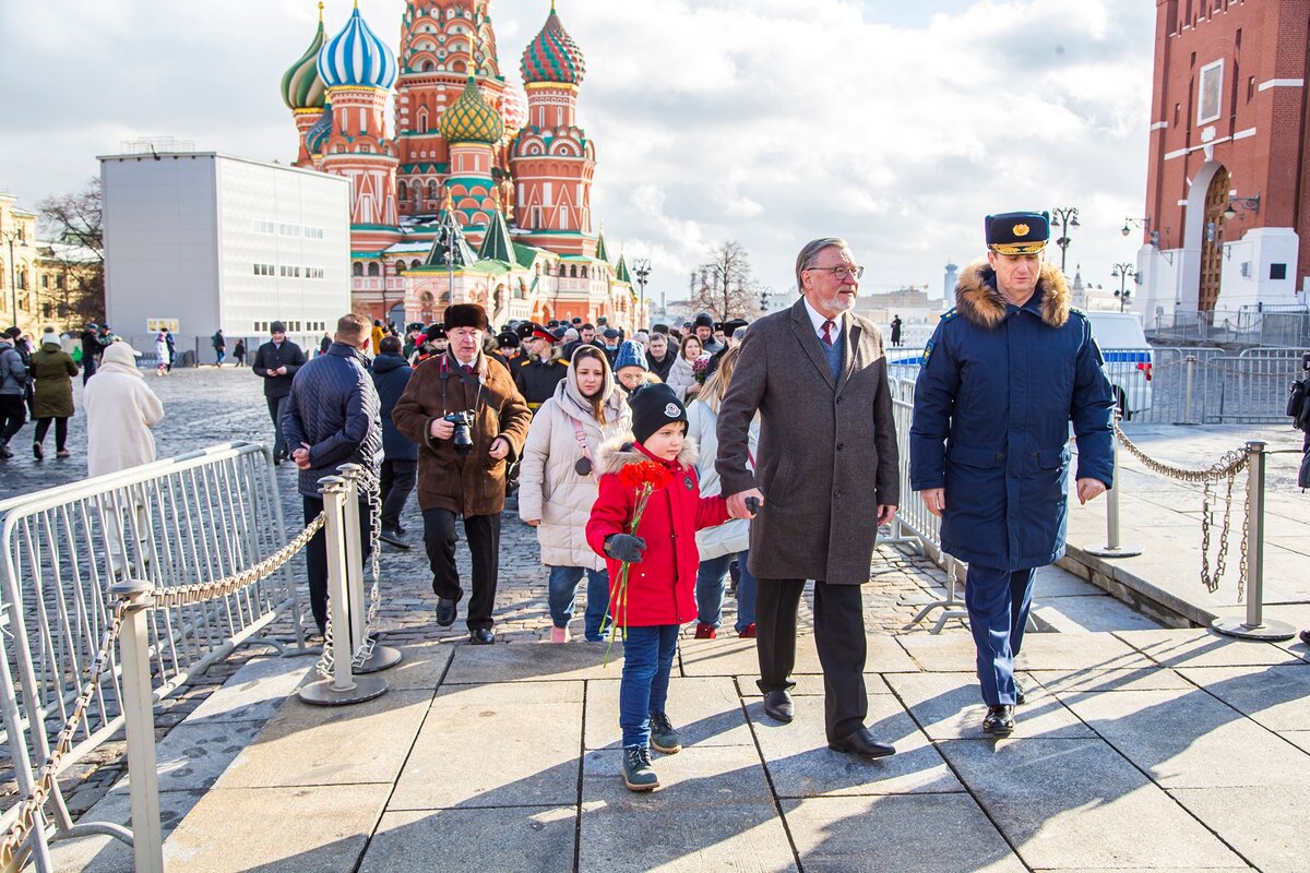 У Кремлевской стены состоялось торжественно-мемориальное мероприятие посвященное Маршалу Советского Союза Леониду Говорову