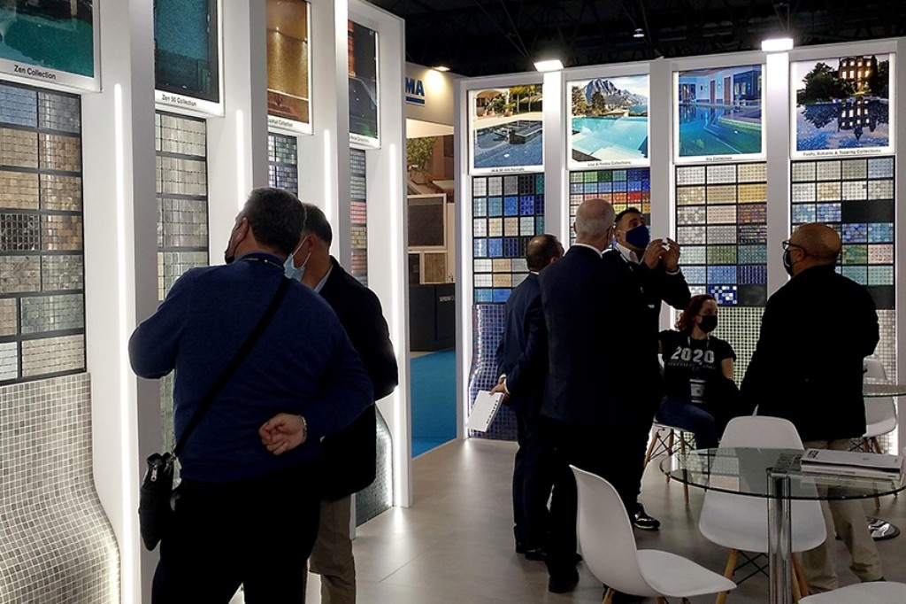 Новые возможности в области мозаики в выставочном зале Ezarri Space в Мадриде