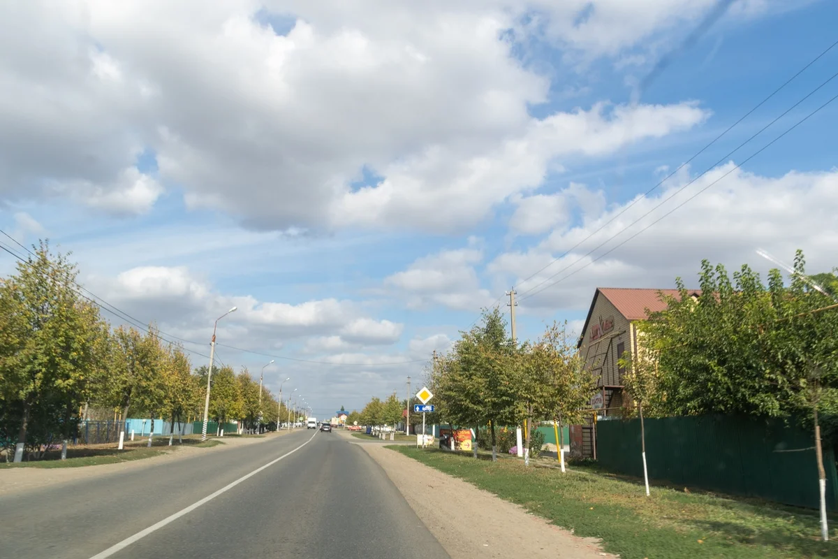 Улица станица. Станица Стародеревянковская. Стародеревянковская Краснодарский край. Станица Стародеревянковская Краснодарский улица красная. Станица Стародеревянковская Каневский район Краснодарский край.