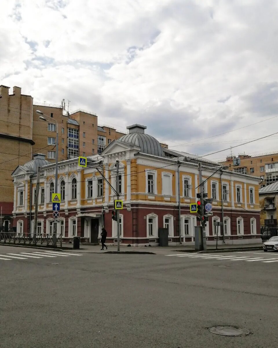 Собственный дом Турчевича. Фото автора.