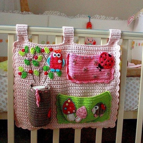 Вязаный органайзер. Автор неизвестен. Изображение с Яндекс картинки